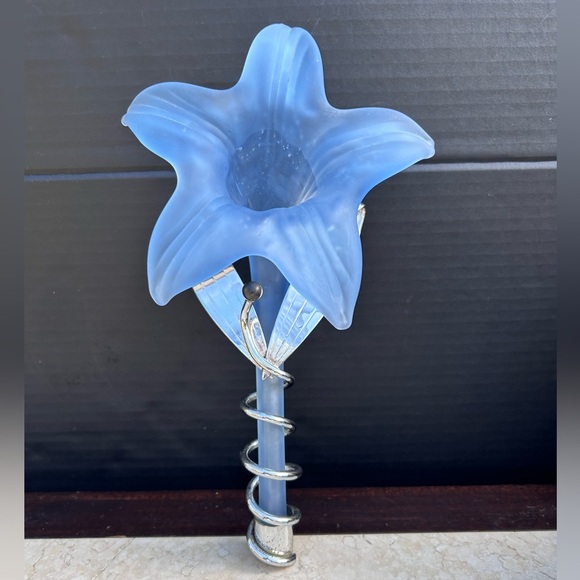 Vintage  Blue Glass FlowerCandle Holder - Picture 8 of 9